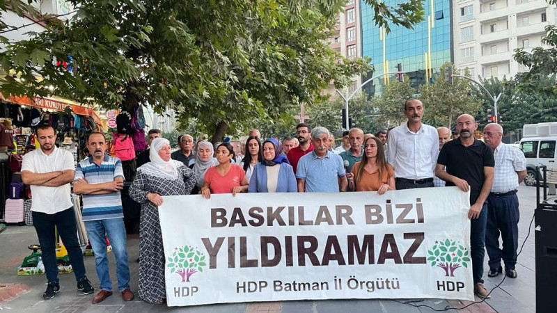 “Baskılar bizi yıldıramaz”