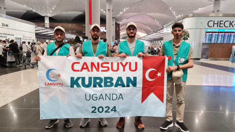 Cansuyu kurban gönüllülerini yolcu etti