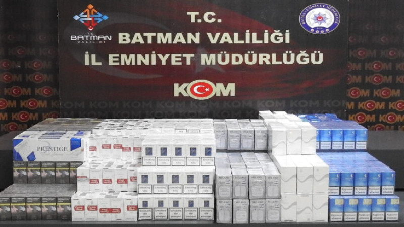 KARGO PAKETİNDEN 2 BİN 342 PAKET KAÇAK SİGARA ÇIKTI