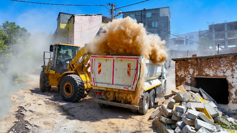 Köylerde yıkım başladı