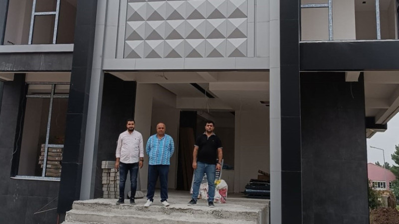 KADİR PETROL PLAZA OFİSİNİN İNŞAATI BİTME AŞAMASINDA