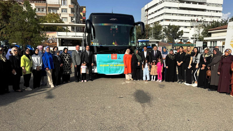 44 kişilik kafile Çanakkale’ye gitti