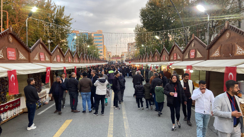 Batman’da festivale iki günde 104 bin 877 ziyaret