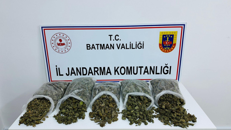 Batman’da Jandarmadan Uyuşturucu Operasyonu