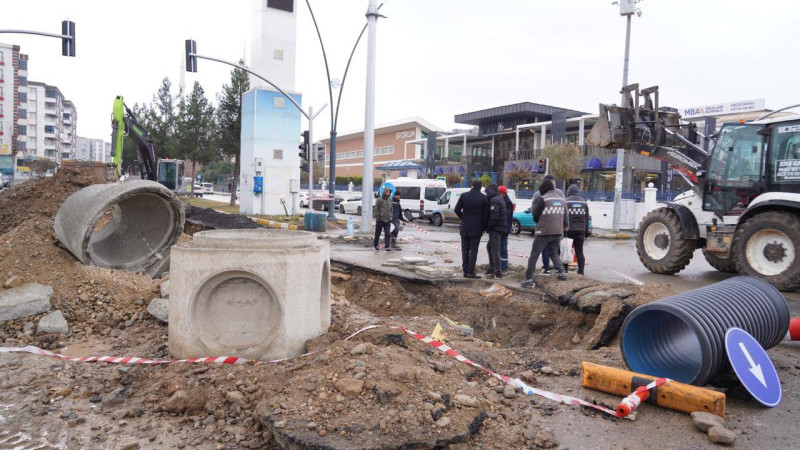 Altyapı güçlendirme çalışmaları devam ediyor