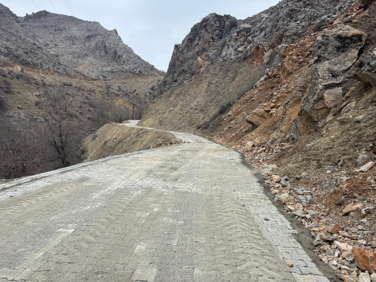 İnişli Köyüne Kilitli Parke Taşı Döşendi