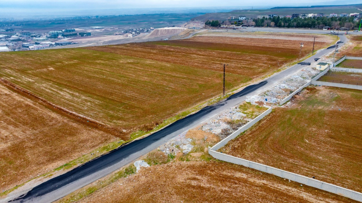 Kırames yolu asfaltlandı